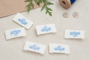 End folded fabric labels