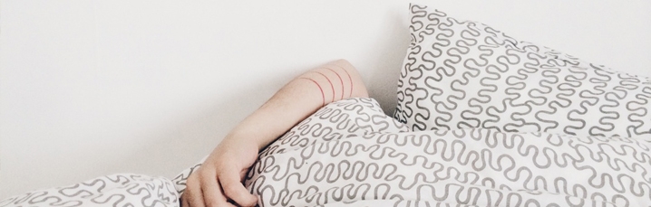 Choose the right sleeping pillow for yourself! It will make you happier person during the day.