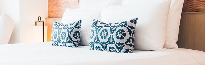 The ultimate 13 bedding elements. How to dress the perfect bed.